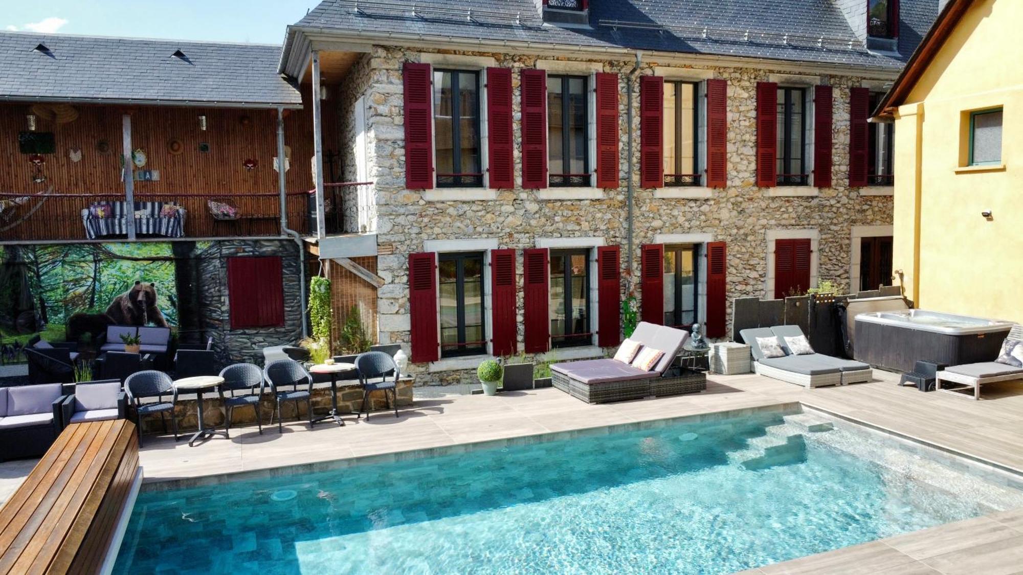 A Nouste Chambres D'Hotes Et Gite Only Adults Campan Exterior photo